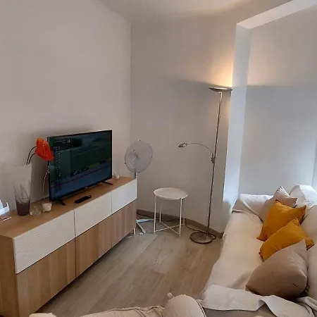 Apartment Bravaholidays-420-colon, 2nd Line Beach, Wifi